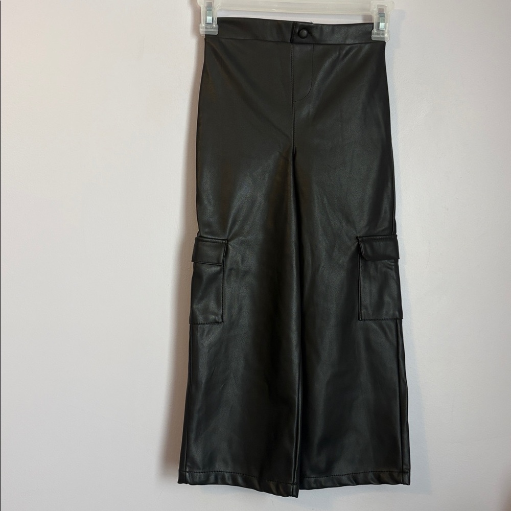Unbranded Black Faux Leather Cargo Wide Leg Pants High Waist size M (7/8)